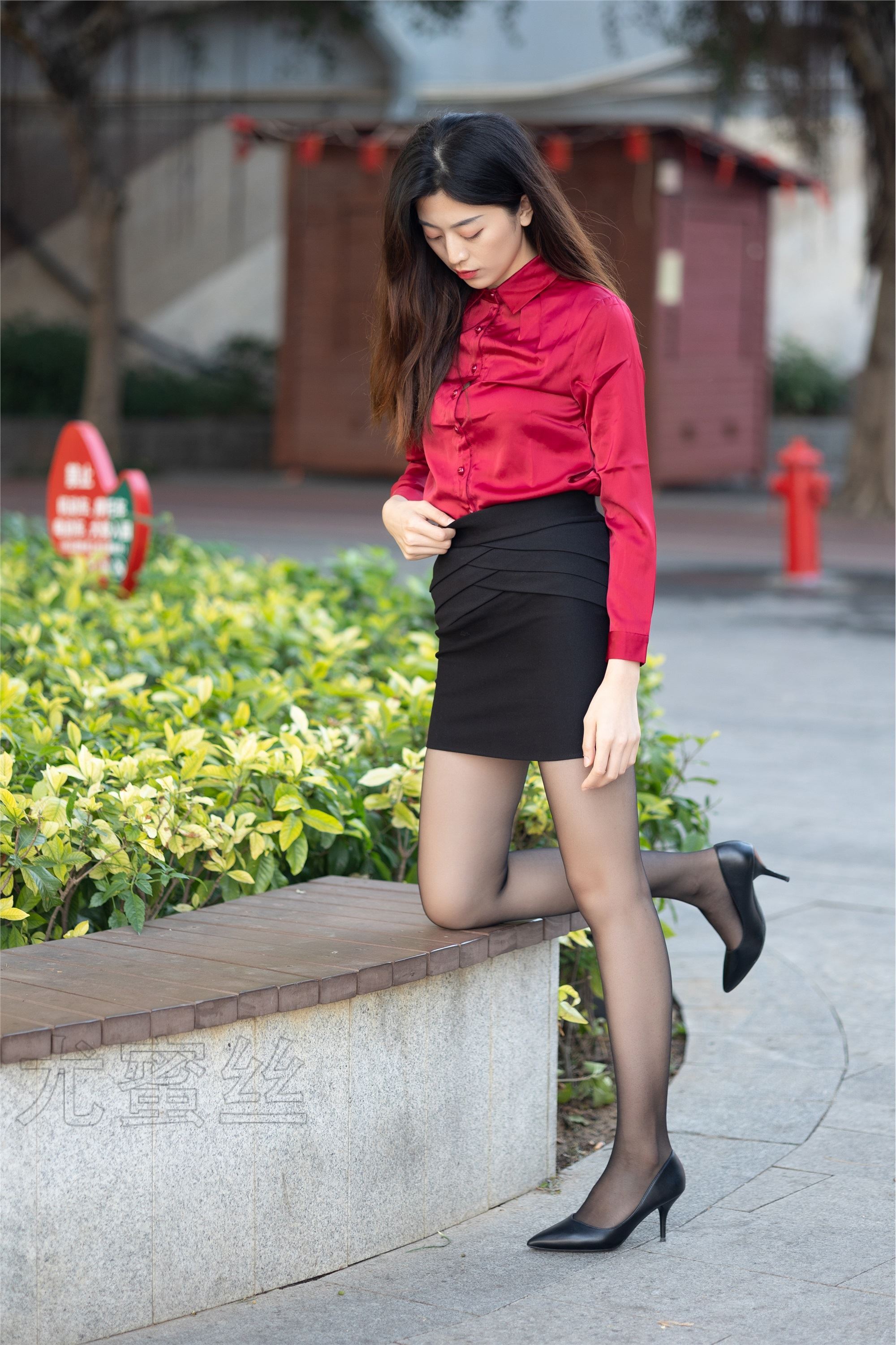 尤蜜丝 穿搭写真 NO.090